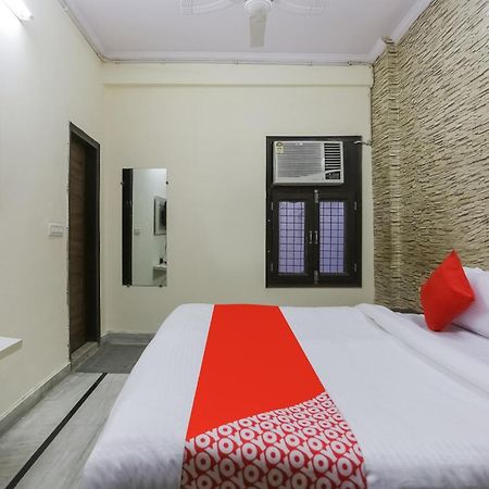 Hotel O Green High New Delhi Eksteriør billede