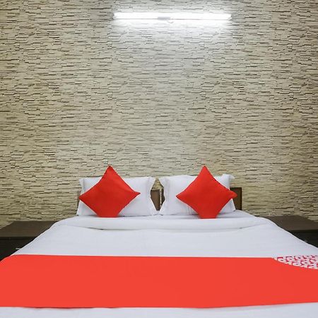 Hotel O Green High New Delhi Eksteriør billede
