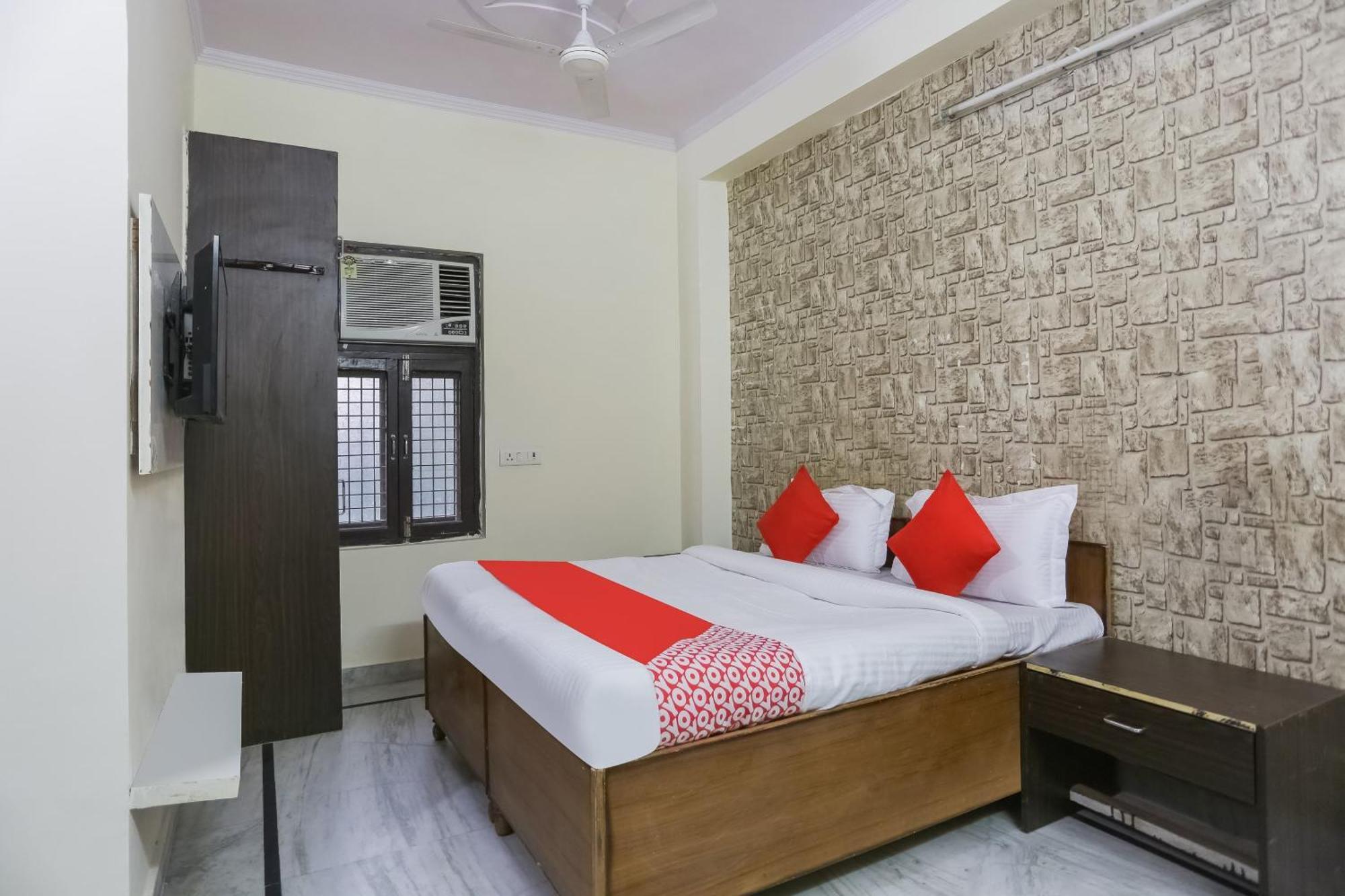 Hotel O Green High New Delhi Eksteriør billede