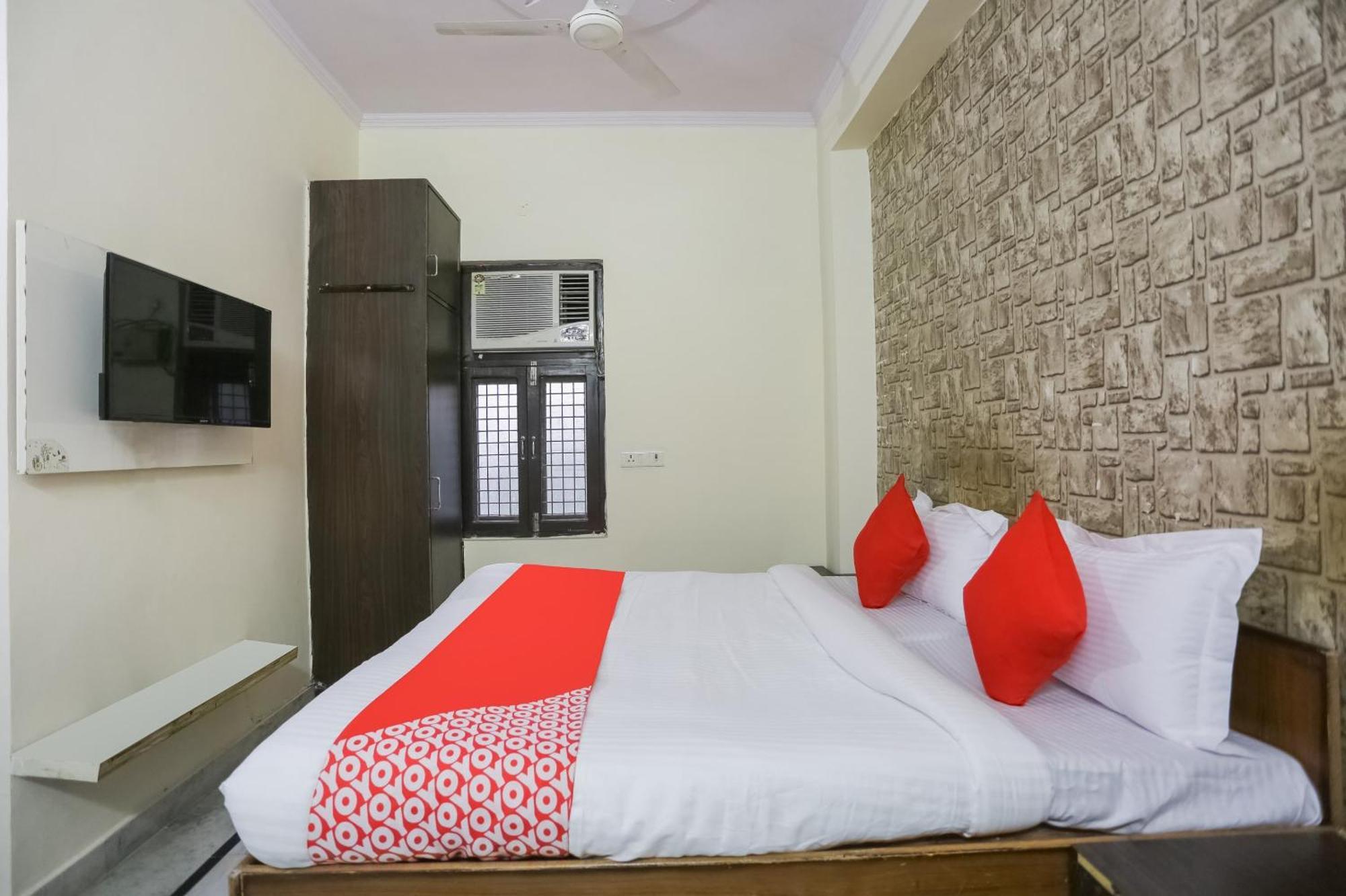 Hotel O Green High New Delhi Eksteriør billede