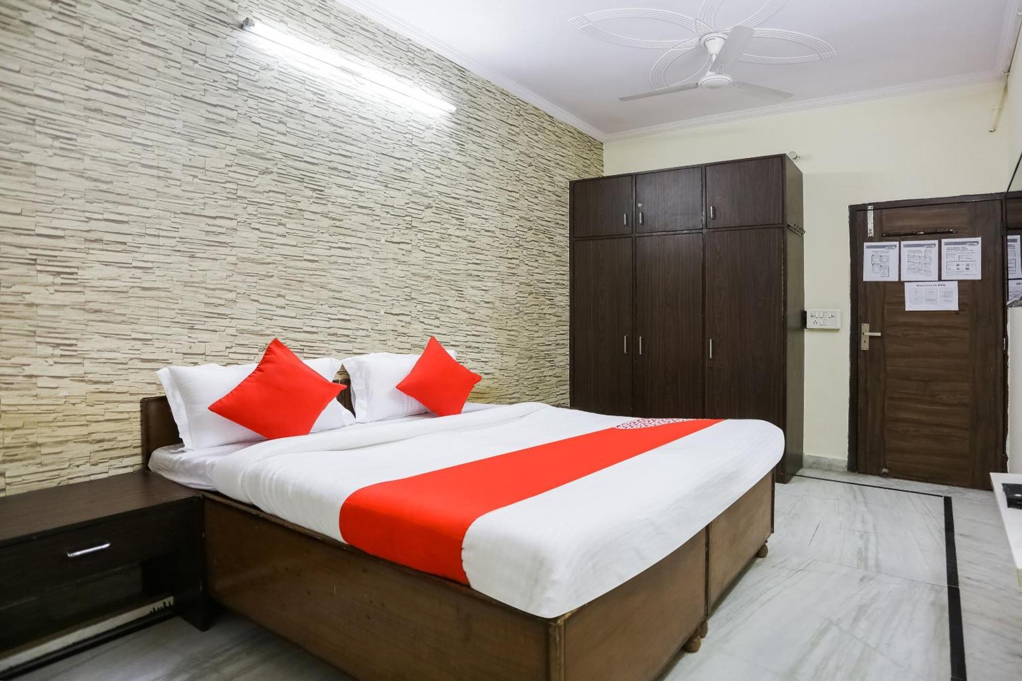 Hotel O Green High New Delhi Eksteriør billede