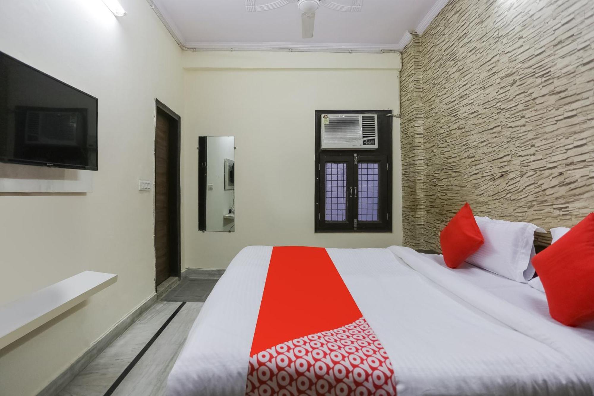 Hotel O Green High New Delhi Eksteriør billede